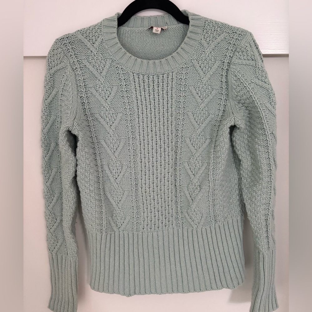 GAP Women's Mint blue Cable Knit Sweater